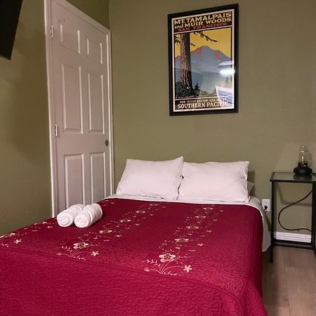 Private Room In Los Angeles With Ac, Strong Wifi, Smart Tv, Work Desk Near Sofi Stadium Exteriör bild