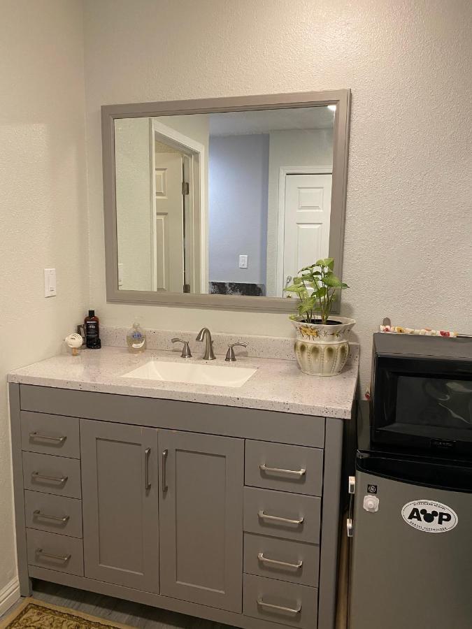 Private Room In Los Angeles With Ac, Strong Wifi, Smart Tv, Work Desk Near Sofi Stadium Exteriör bild