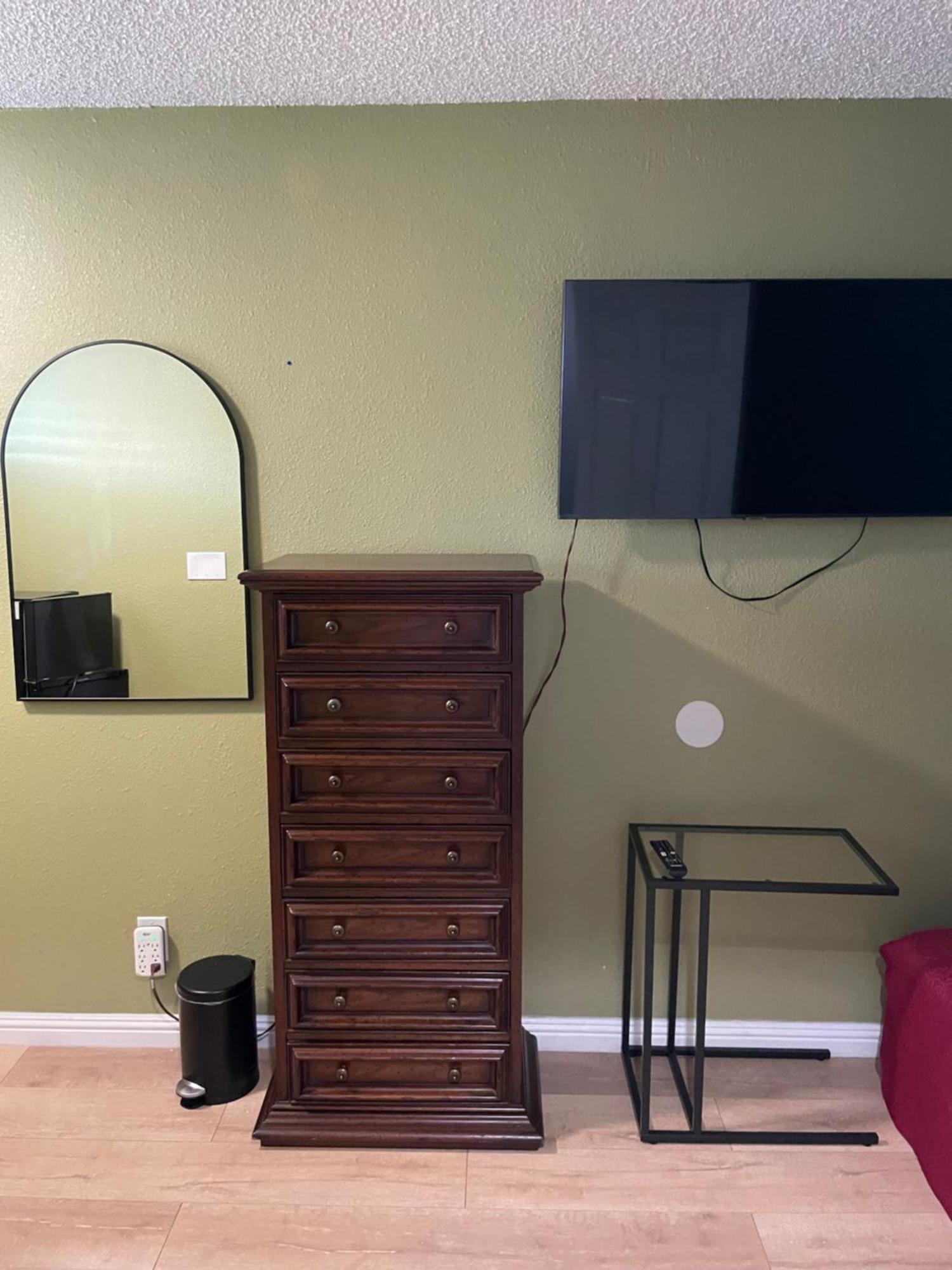 Private Room In Los Angeles With Ac, Strong Wifi, Smart Tv, Work Desk Near Sofi Stadium Exteriör bild